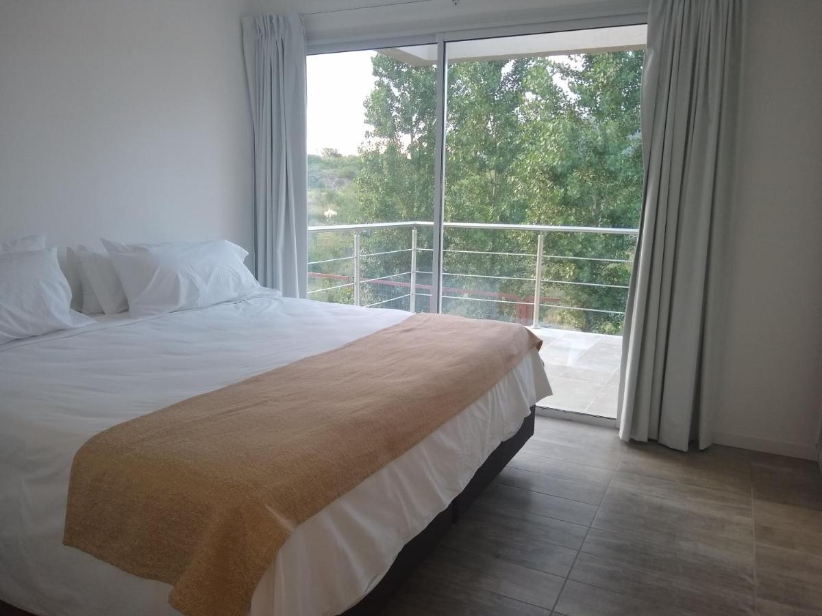 Hotel Cantera Respira Campo 波特雷罗德洛斯弗内斯 外观 照片